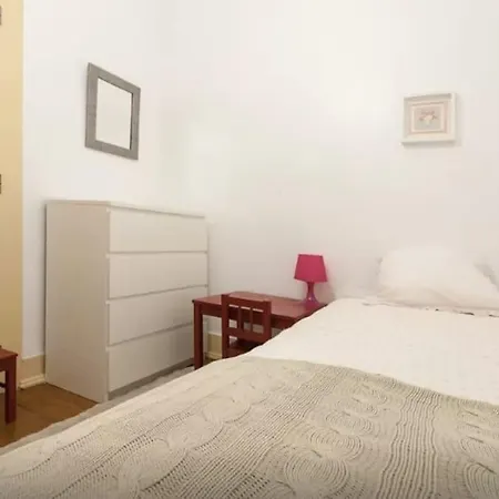 Apartment Graca Terrace With 3 Bedrooms *