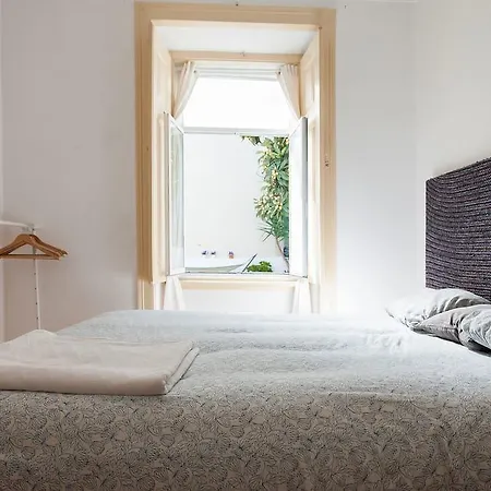Apartment Graca Terrace With 3 Bedrooms *